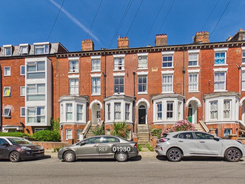 Main image of property: Wellesley Road, Colchester, Essex, CO3 3HE