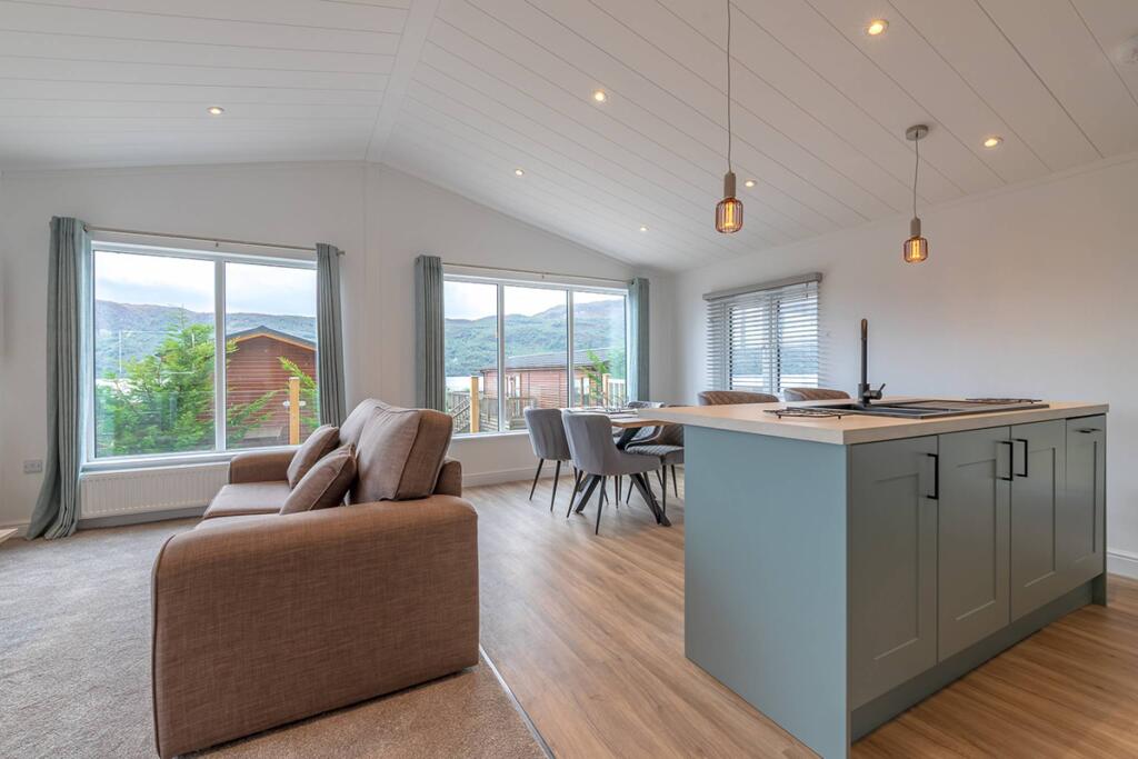 Lodge 24 The Moorings, Loch Ness Highland Lodges, Invermoriston, IV63 7YE photo 3