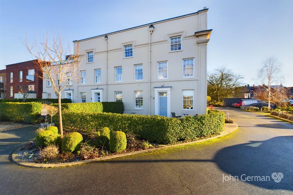 2-bed apartment on 5, Green Hall, £275,000