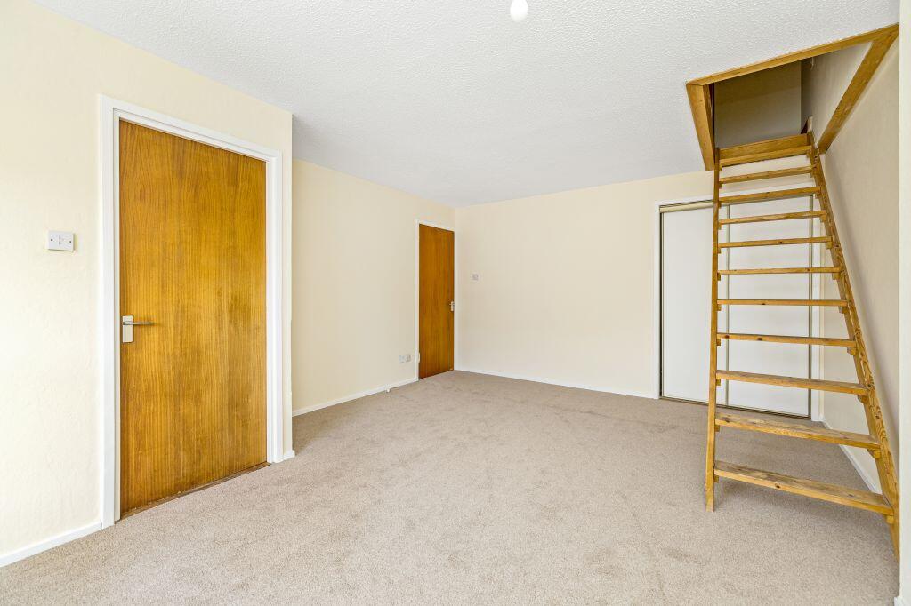 1/40 Maritime Court, Chapel Lane, The Shore, Edinburgh, EH6 6ST photo 4