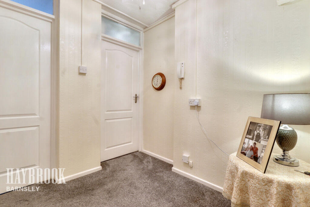 Apartment in Barnsley, South Yorkshire - View 5
