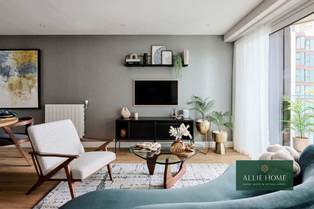 Main image of property: Southlake Road, London, SE28