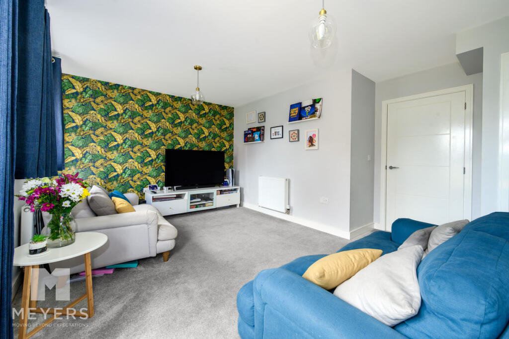 Narrowleaf Drive | Ringwood | BH24 photo 5