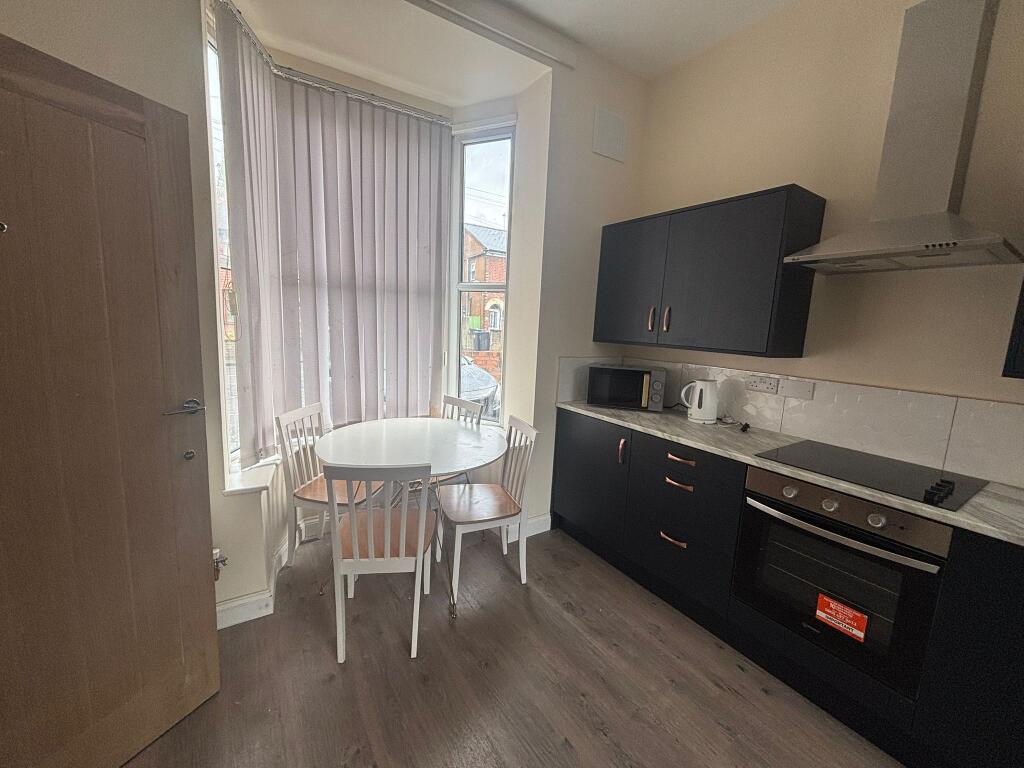 Main image of property: Flat 1, Wellington Road, B20