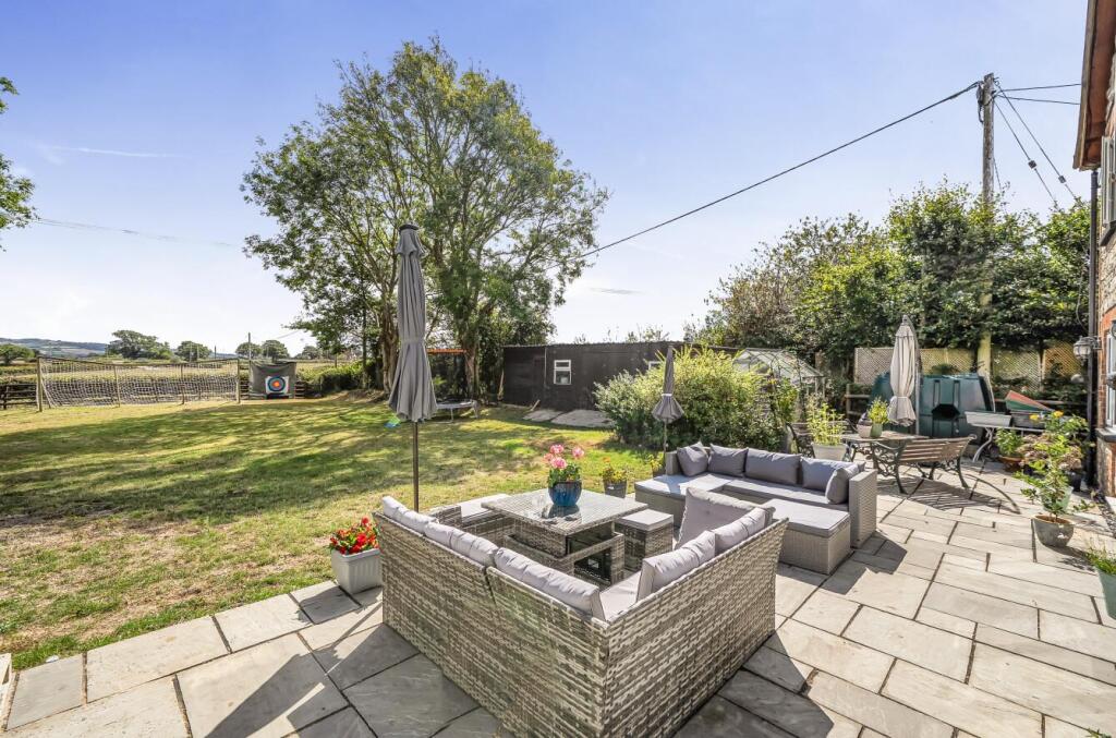House in Dorchester - View 4