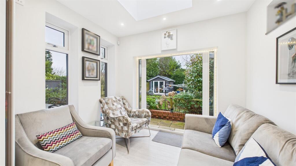 Additional image 5 of Oak Barn Road, Halesowen