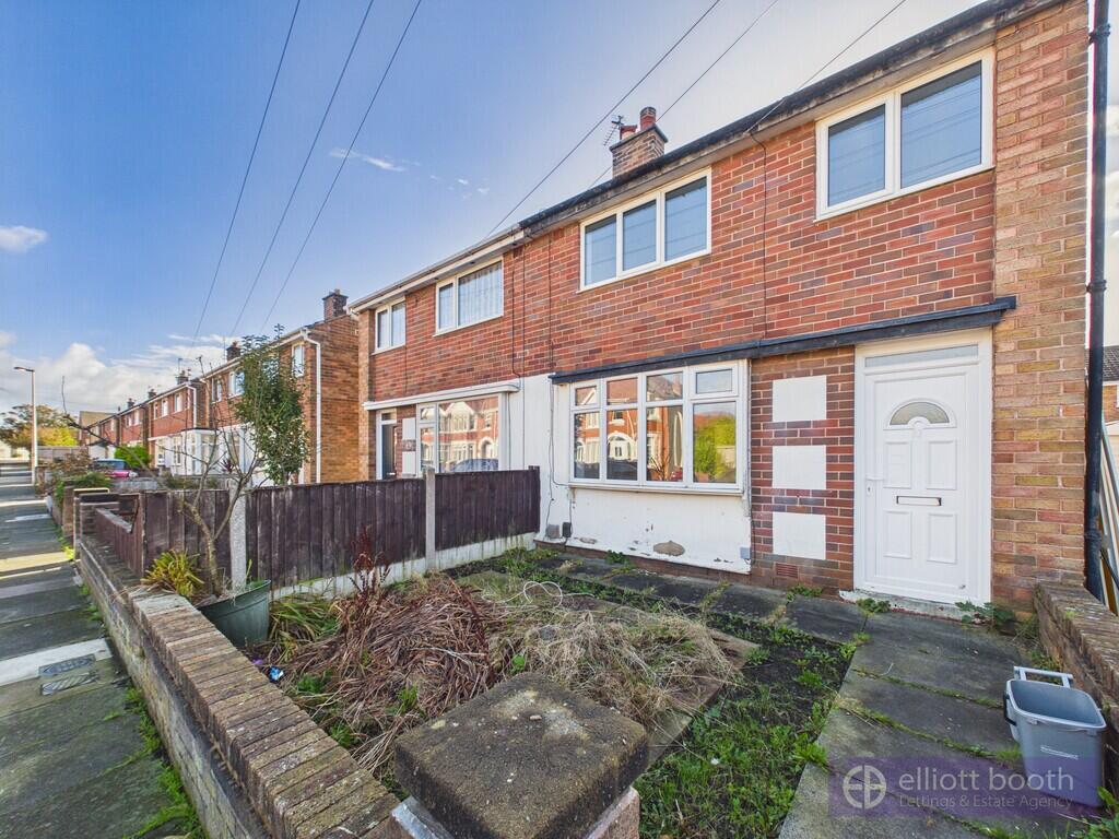 3-bed house on Dewhurst Avenue, Blackpool, £117,500