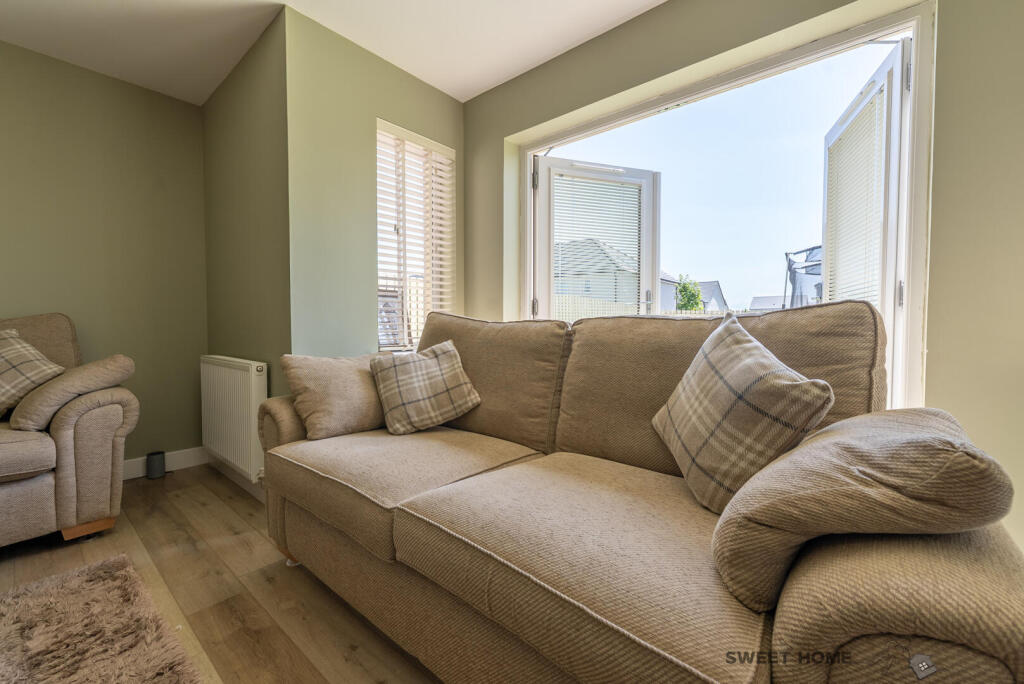 House in Coatbridge, Marnock, Glenboig - View 4