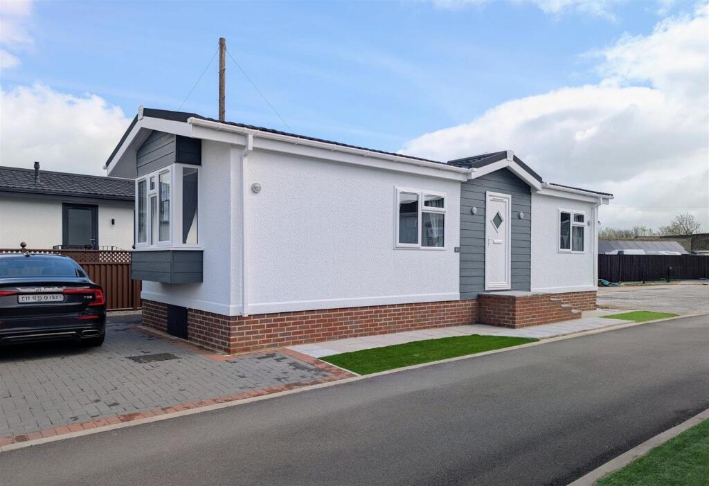Main image of property: The Leigh, Gloucester