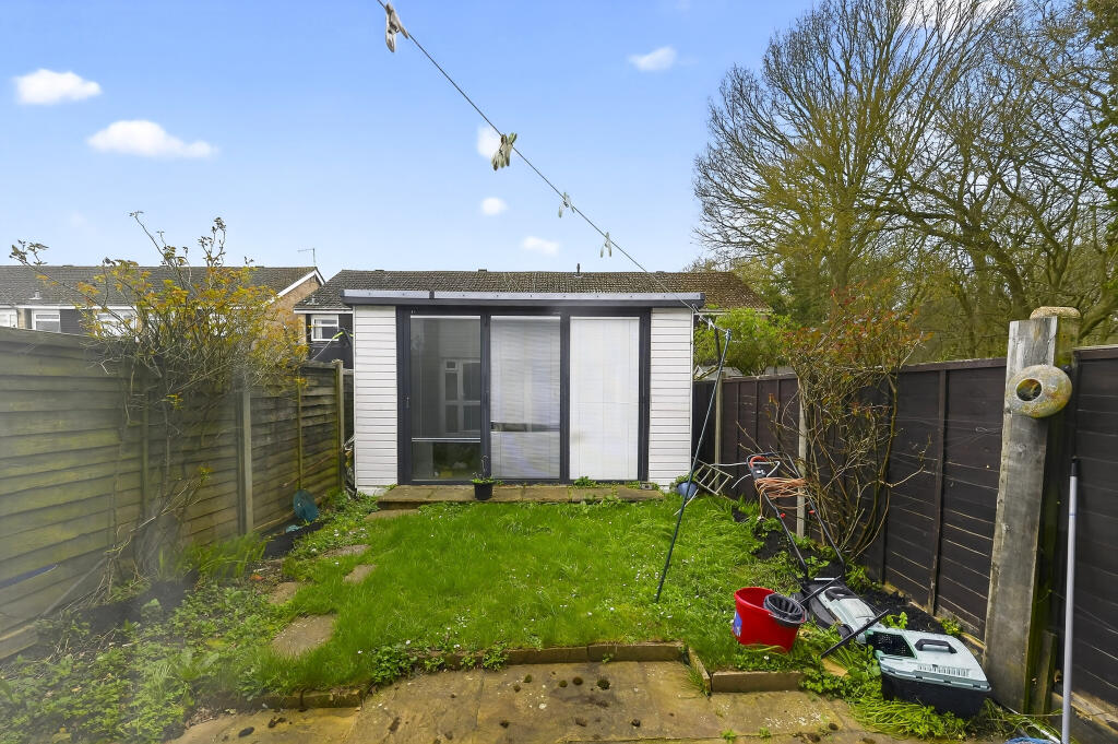House in Bishop's Stortford, Hockerill - View 3