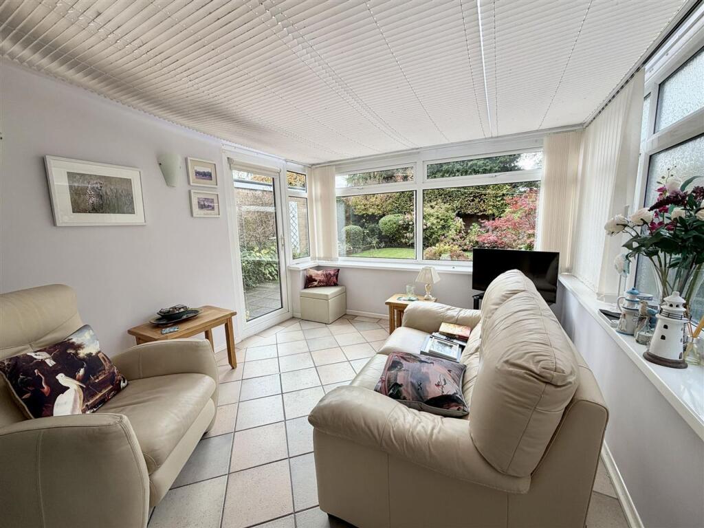 Newquay Drive, Bramhall, SK7 photo 3