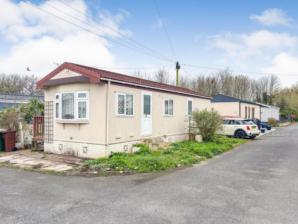 Lamaleach Drive, Freckleton, Preston - View 3