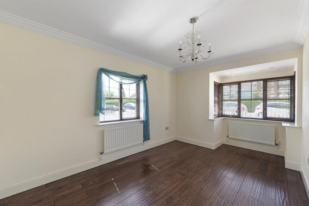 House in Tonbridge and Malling, Kings Hill - View 5