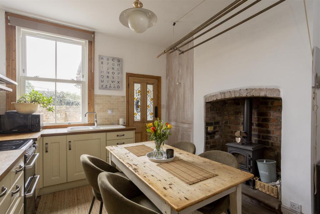 37, Long Street, Easingwold, York photo 3