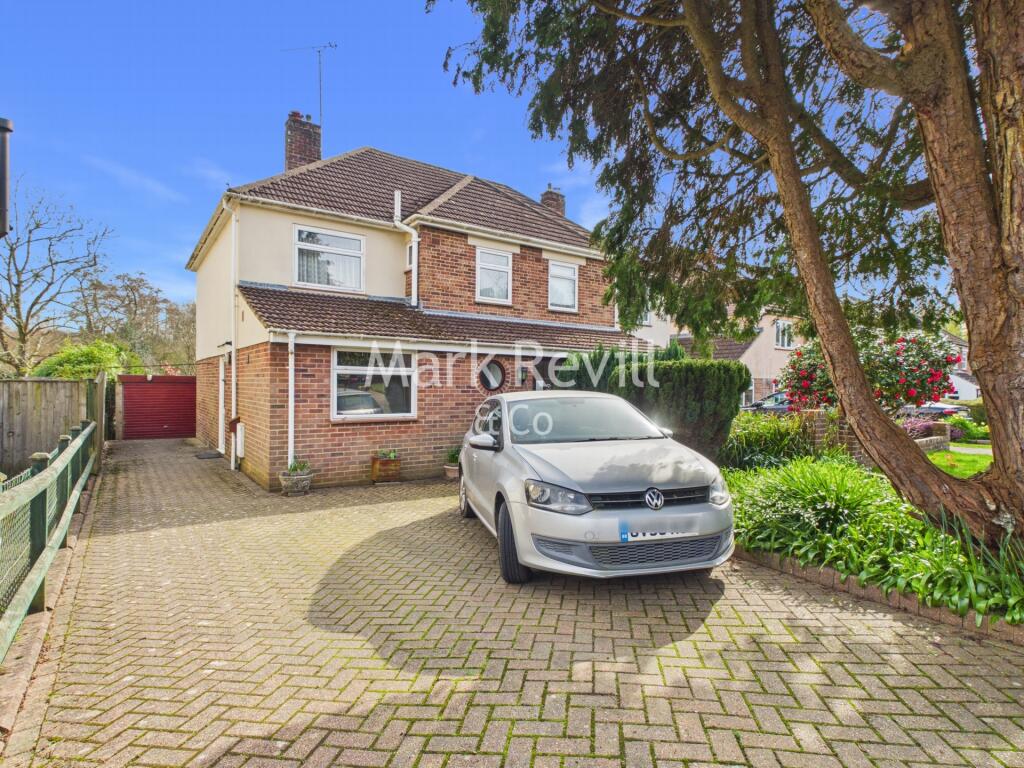 Main image of property: Meadow Lane, Lindfield, RH16