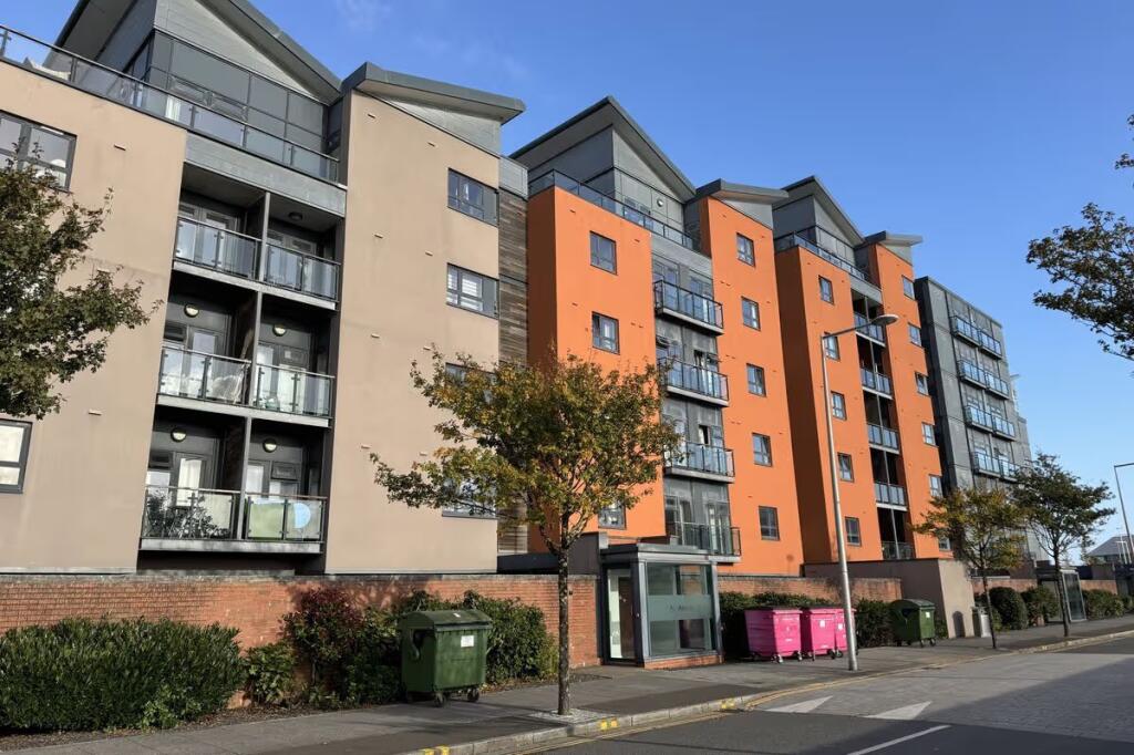 Main image of property: Flat 53 Altamar, Kings Road, Swansea, West Glamorgan, SA1 8PP