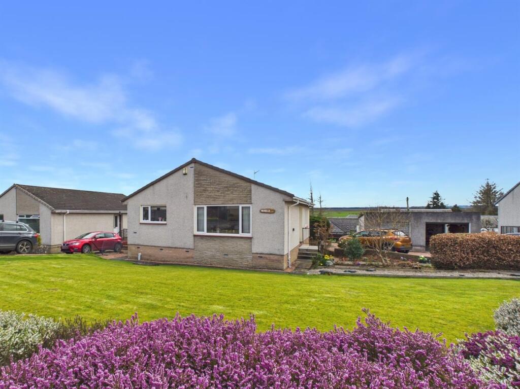 Main image of property: 26 College Place, Methven, Perth, PH1 3QN