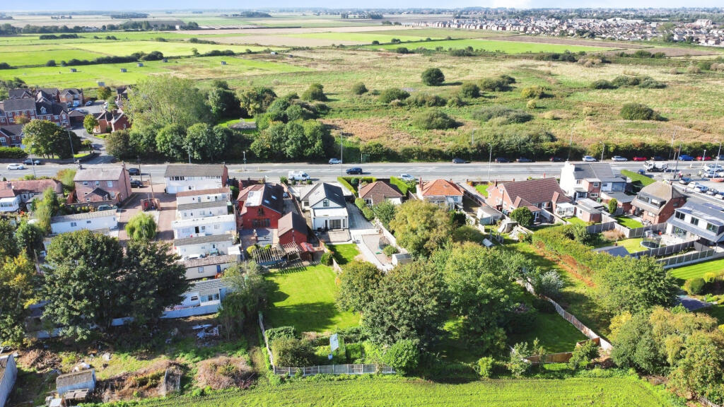 House in Preston - View 4
