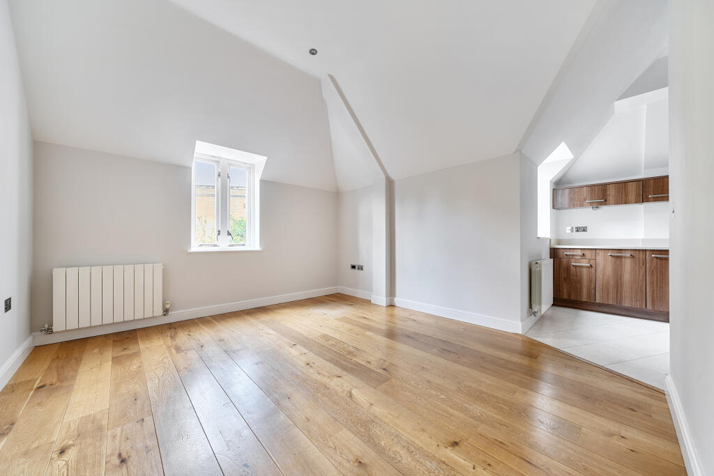Apartment in Sevenoaks - More