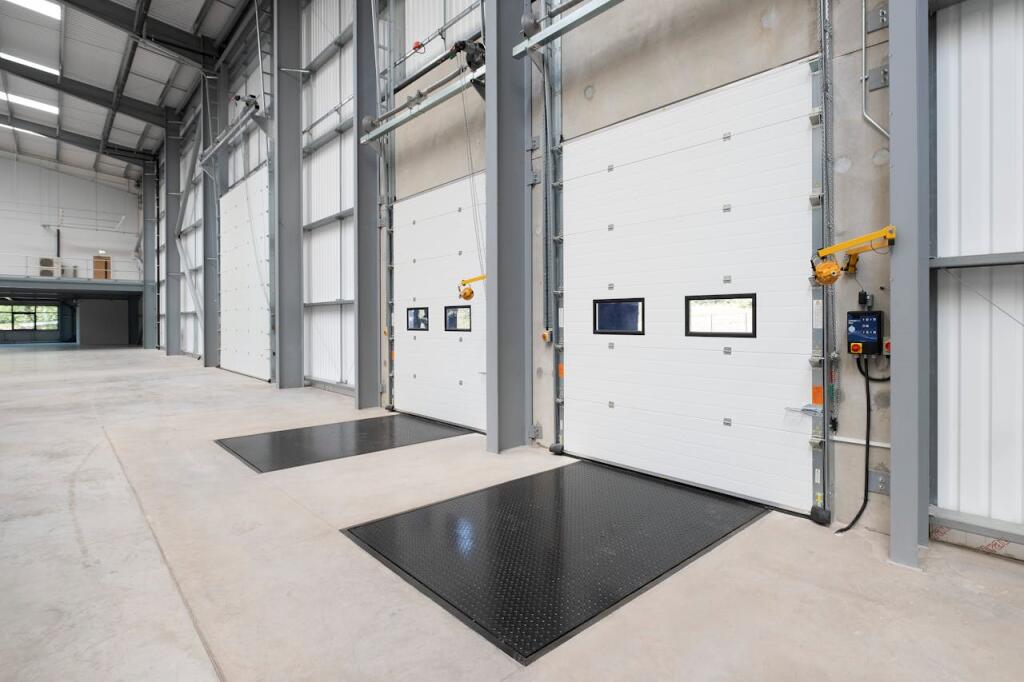 Main image of property: Unit 2 Diamond, Birmingham Business Park, Solihull Parkway, Birmingham, B37 7YN