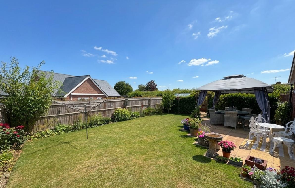 House in Upavon, Wiltshire - More