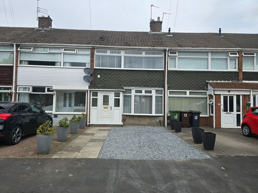 Main image of property: Beechfield, Maghull, L31 6AP