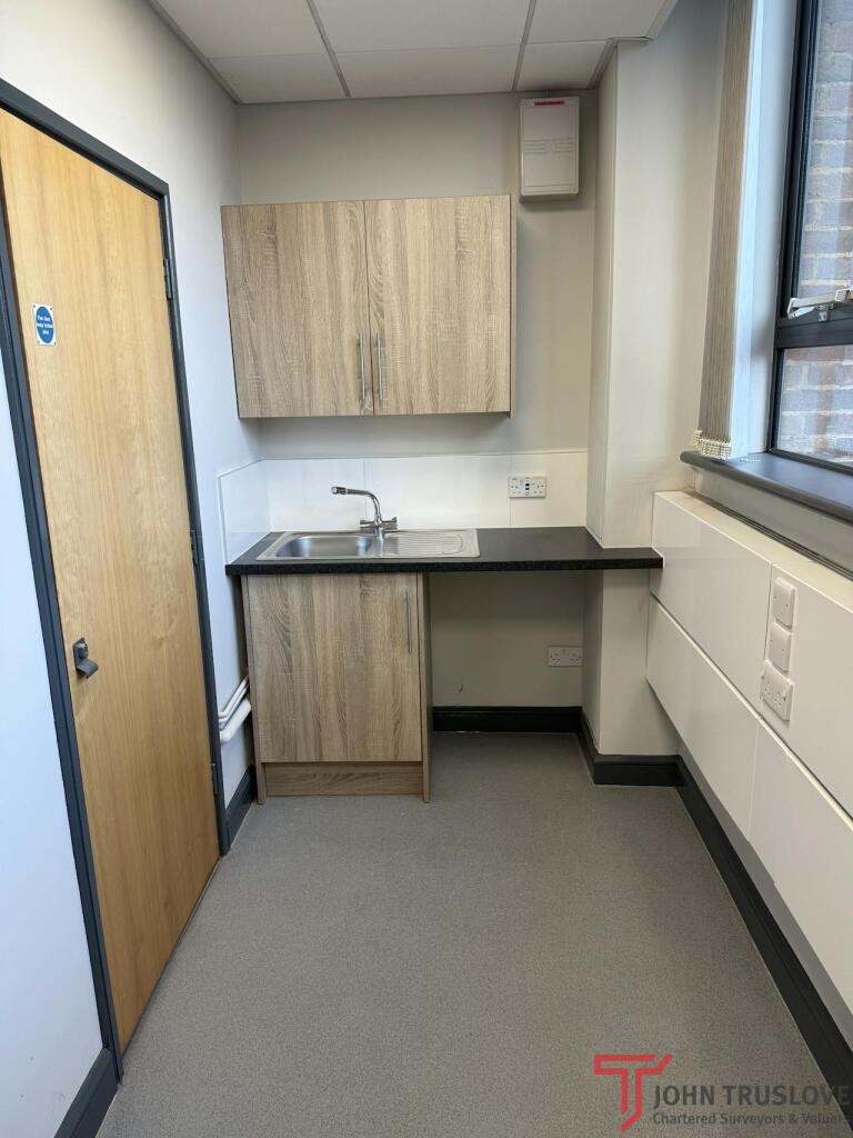 Additional image 4 of FF Wing A, Studley Point, Birmingham Road, Studley, B80 7AS