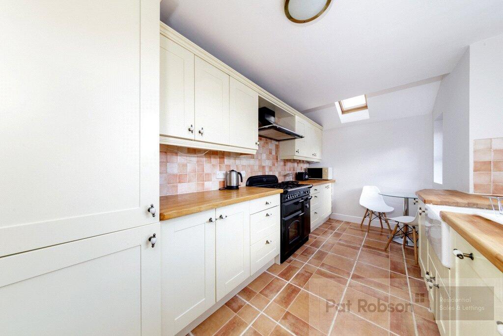 House in Newcastle upon Tyne, Tyne and Wear - More