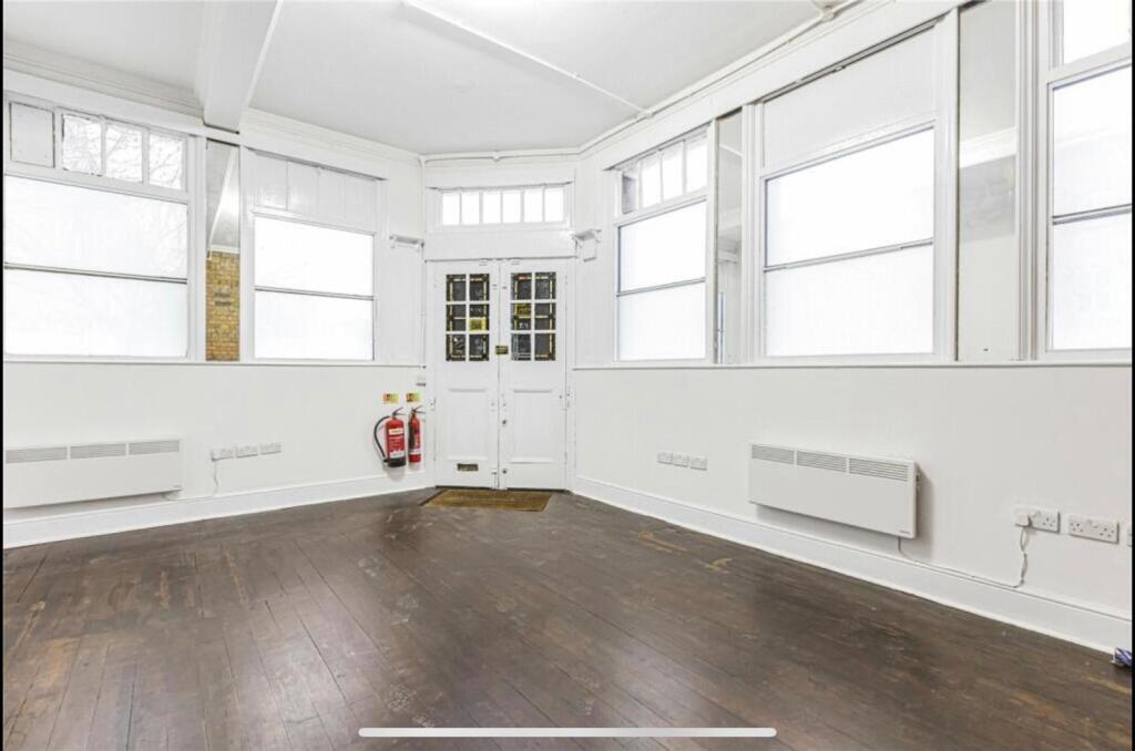 Apartment in London - View 2