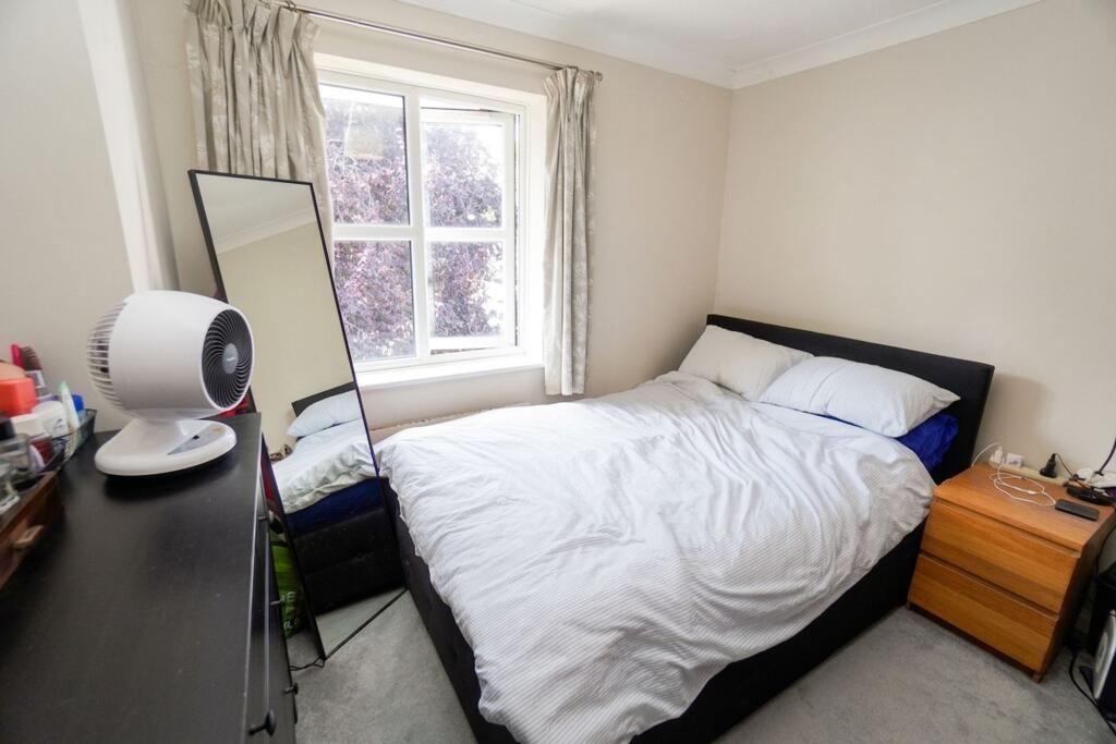 Apartment in Hemel Hempstead, High Wycombe Community Board - More