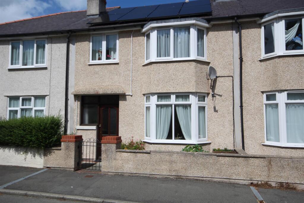3-bed terraced on Grange Road, Colwyn Bay, £179,950