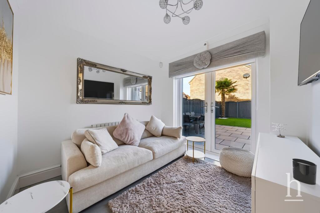 House in Wirral, Liverpool City Region - View 4