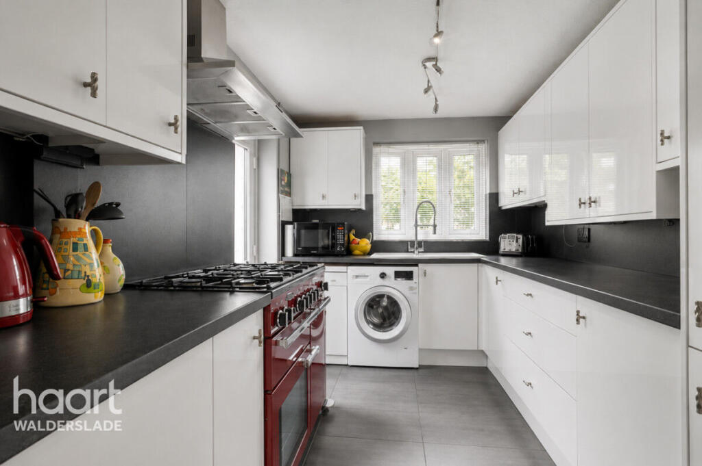 House in Chatham, Walderslade - View 5