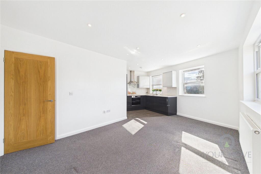 Apartment in Northampton, West Northamptonshire - View 2