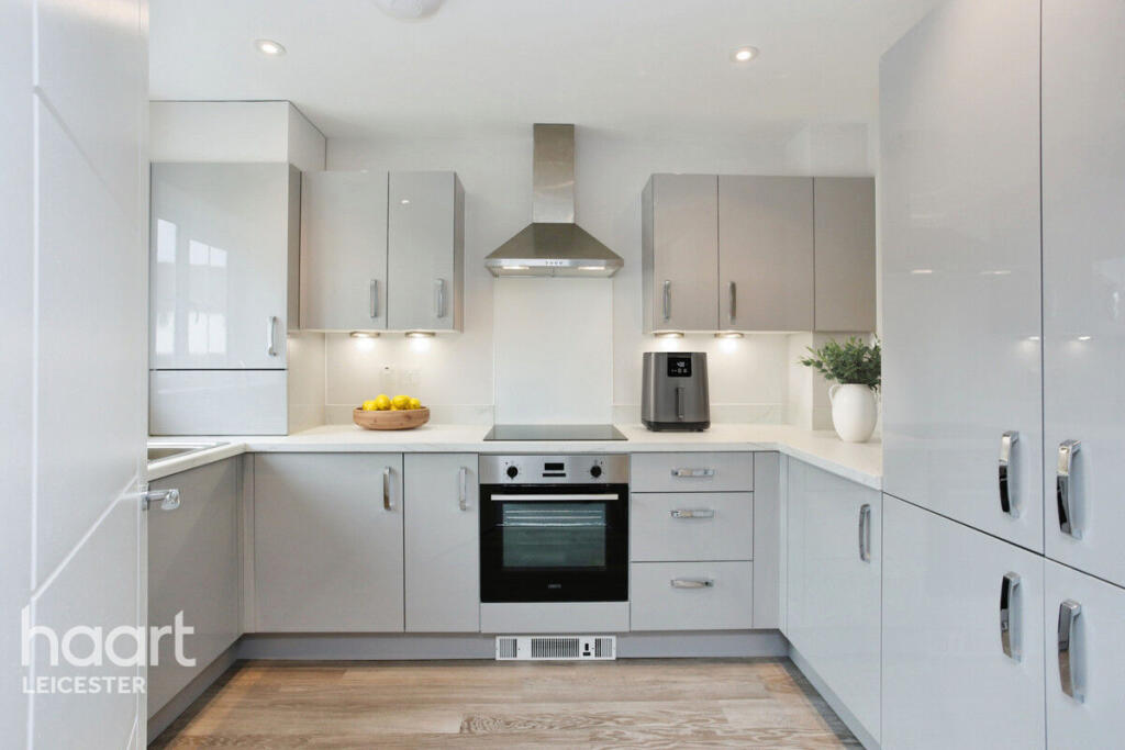33 Paragon Road, Leicester - Поглед 4