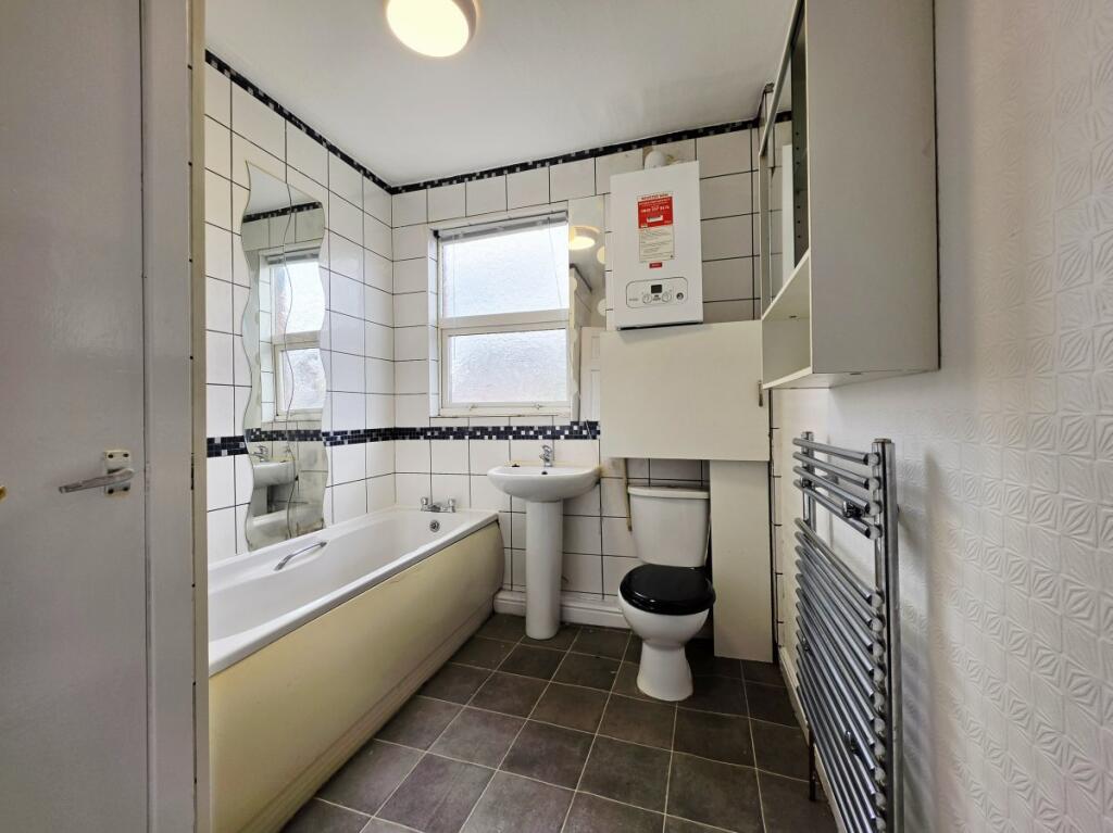 House in Leeds, New Town, Harehills - View 5