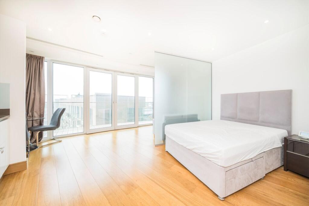 Studio flat for rent