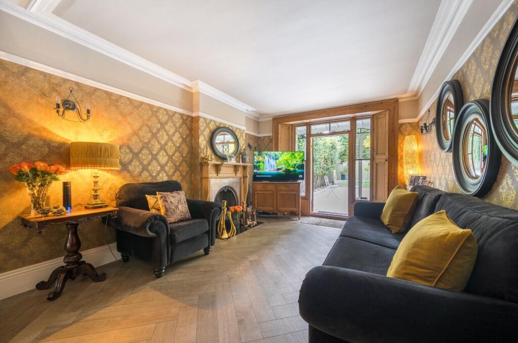 House in Reading - View 5