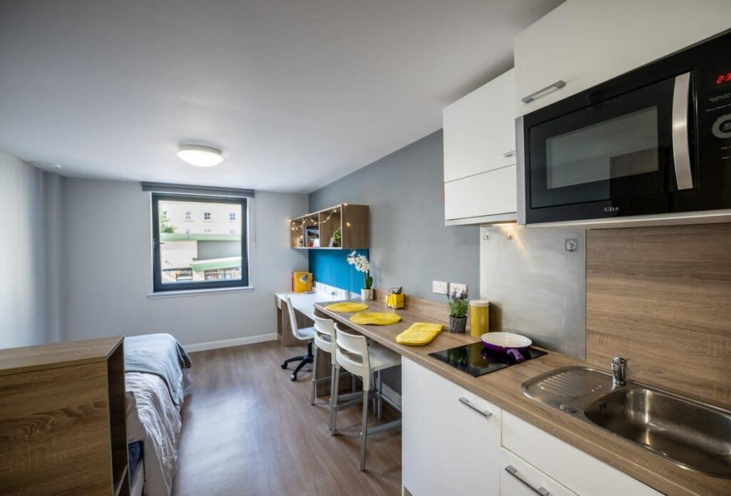 Apartment in Edinburgh - View 5