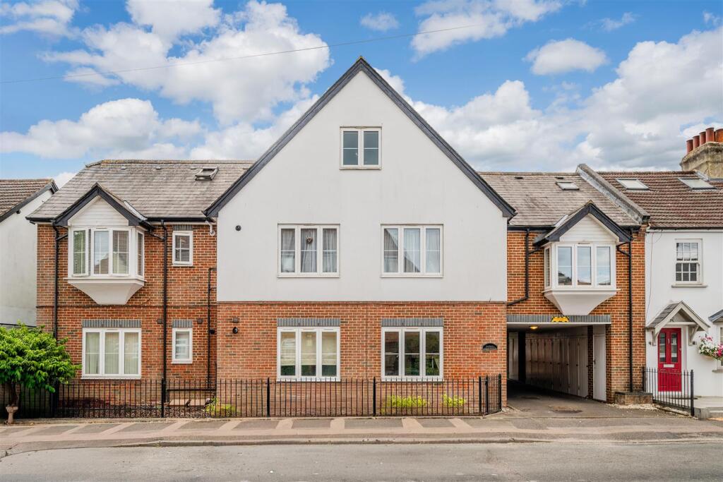 Main image of property: Diceland Road, Banstead