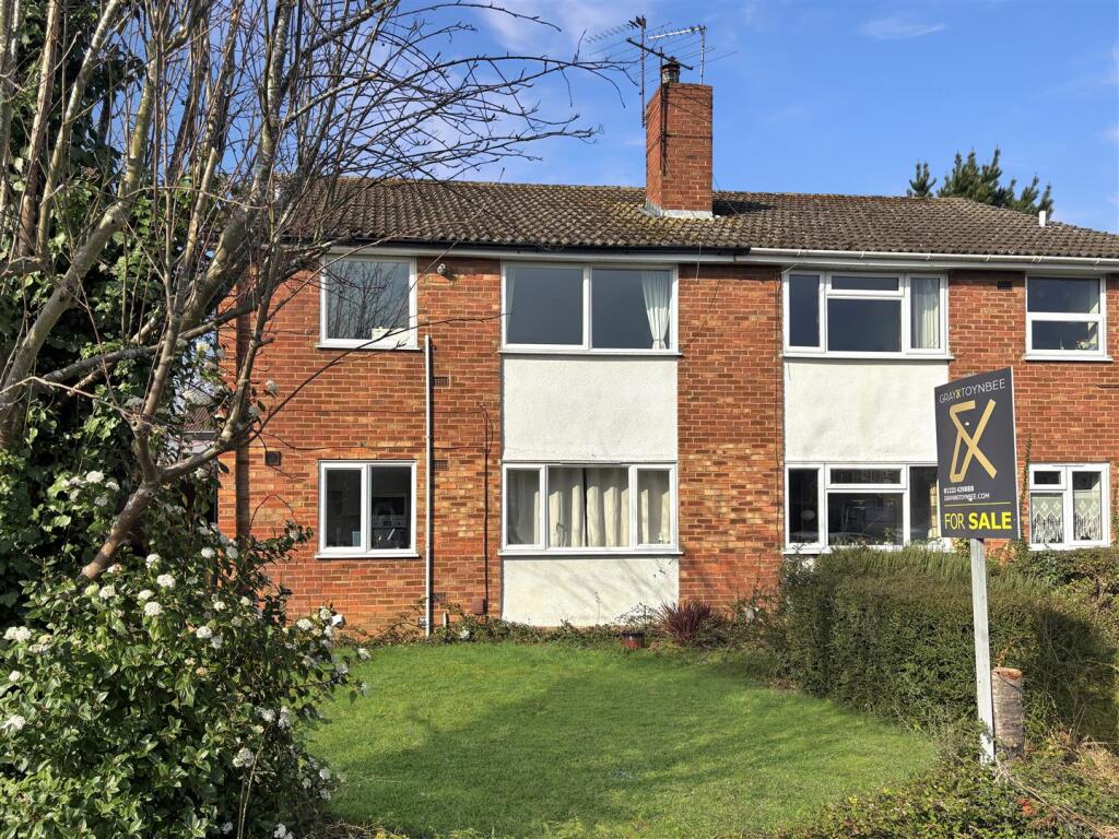 Main image of property: Chatsworth Avenue, Cambridge, CB4