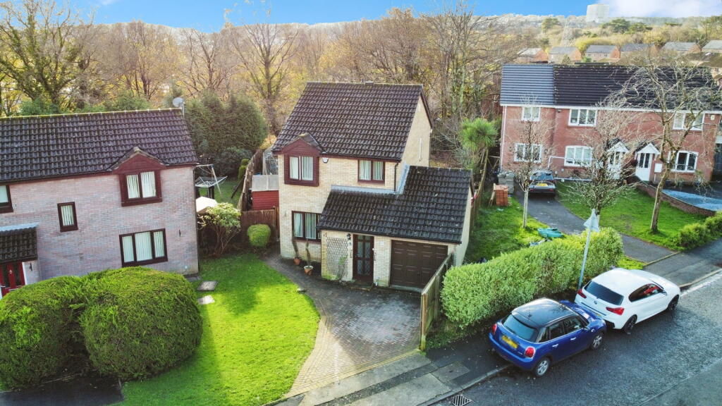 Main image of property: Heol Y Fran, Cwmrhydyceirw, Swansea, SA6 6TL