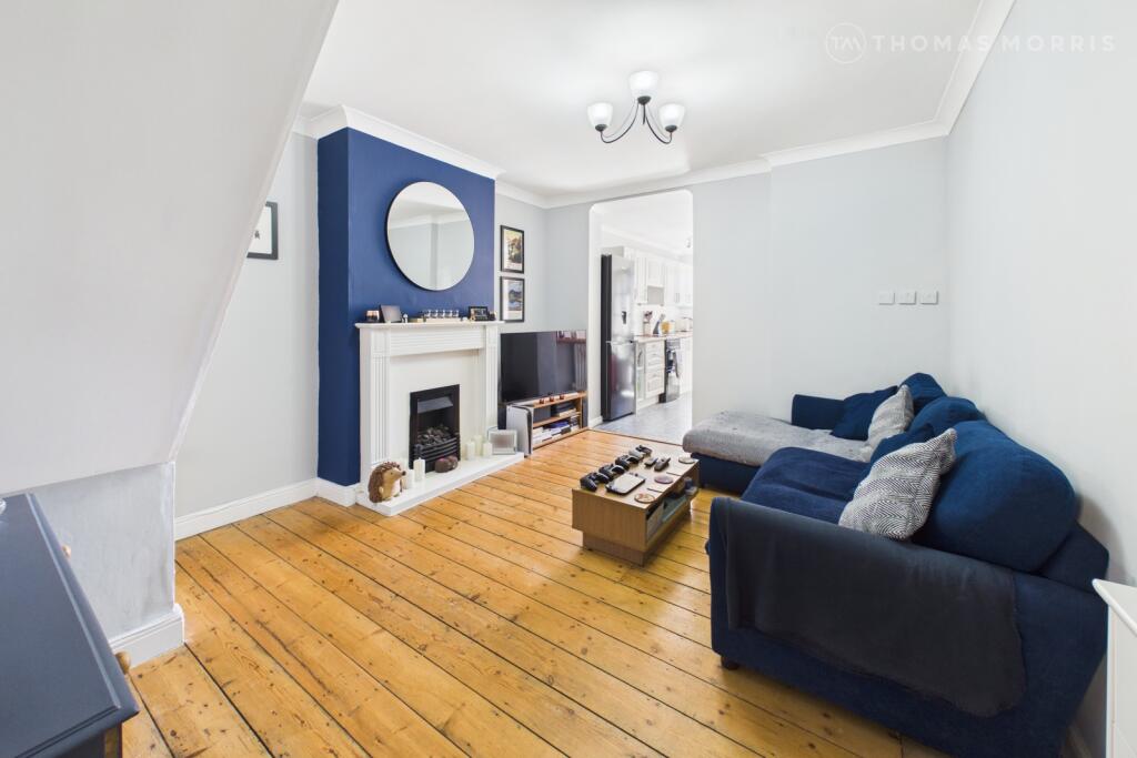 House in Sandy, Central Bedfordshire - More