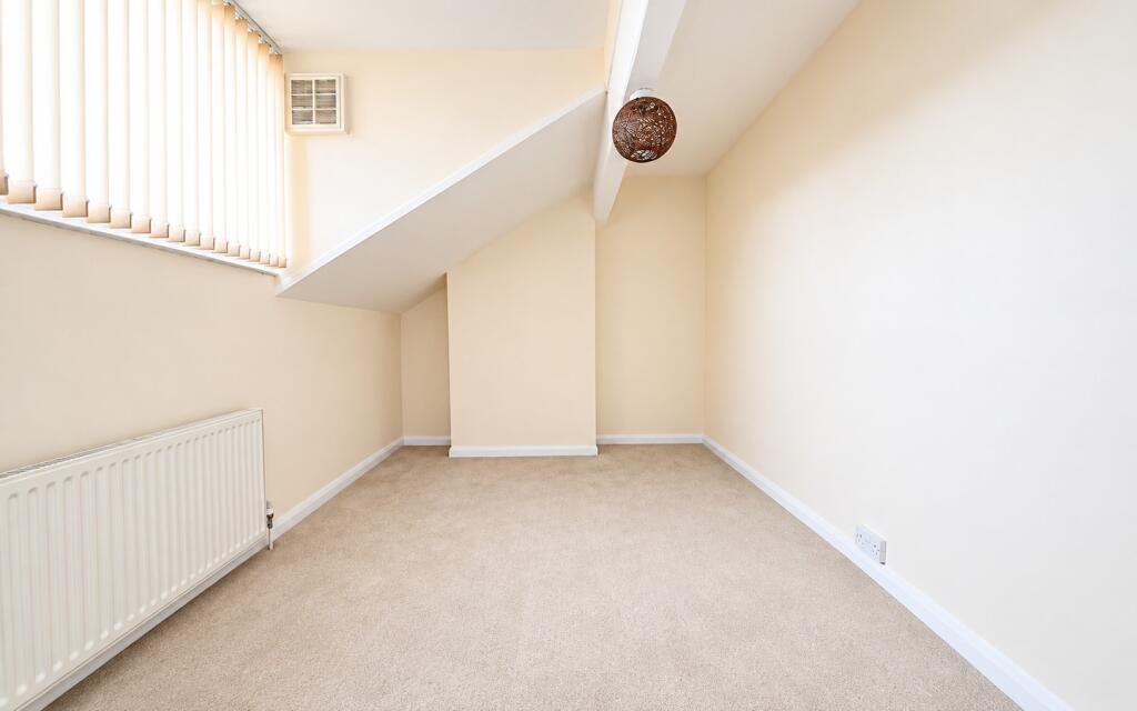 House in Leeds - View 5