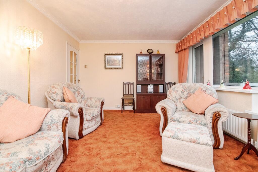 Apartment in Sandwell, West Midlands - More