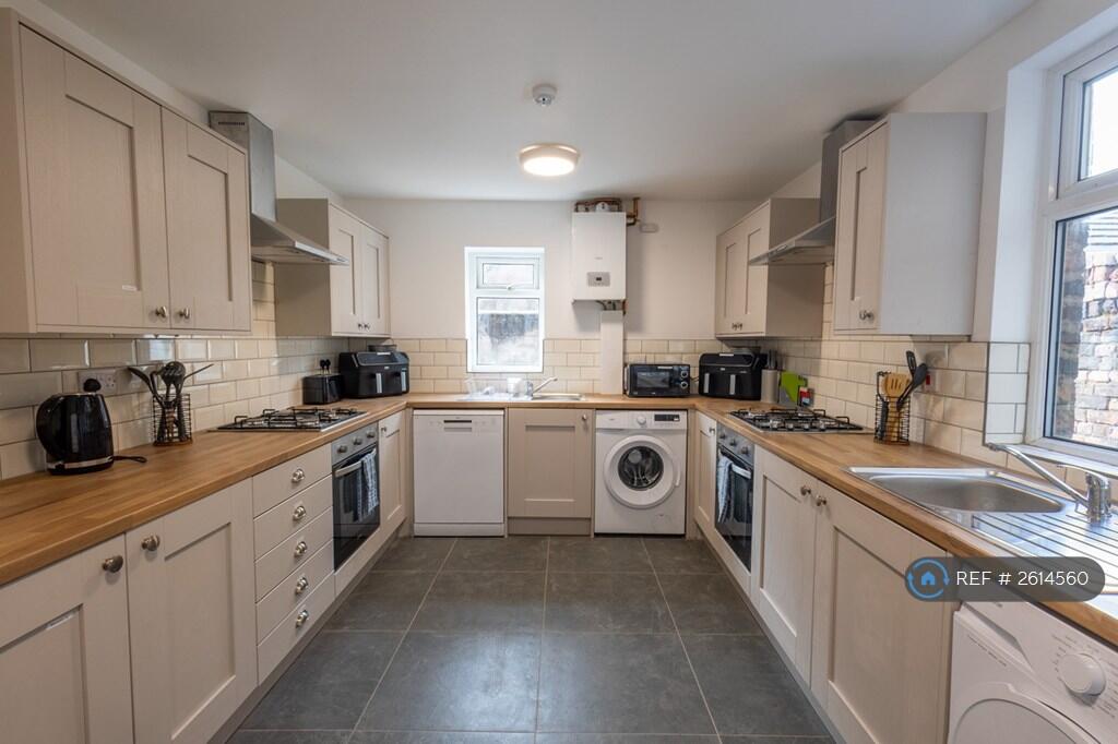 Main image of property: Breeze Hill, Liverpool, L9