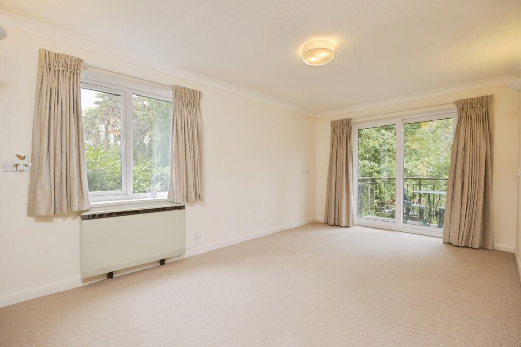 Apartment in Tunbridge Wells, Rusthall - View 4