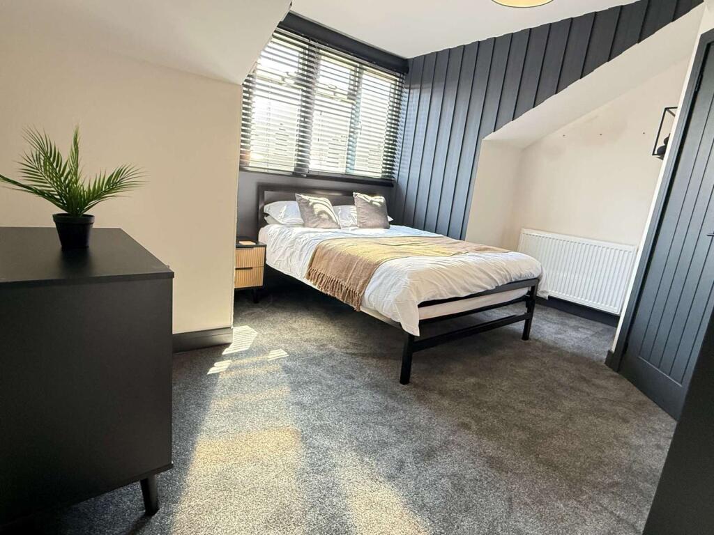 Main image of property: Arthington View