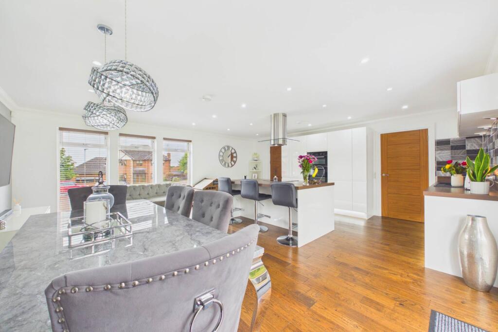 House in Motherwell, North Lanarkshire - View 4