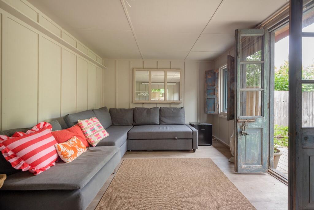 Apartment in London, Brondesbury Park, Brondesbury - More